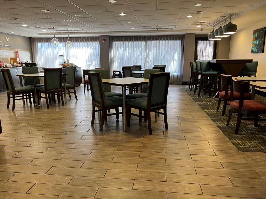 Hampton Inn Cumming Buitenkant foto
