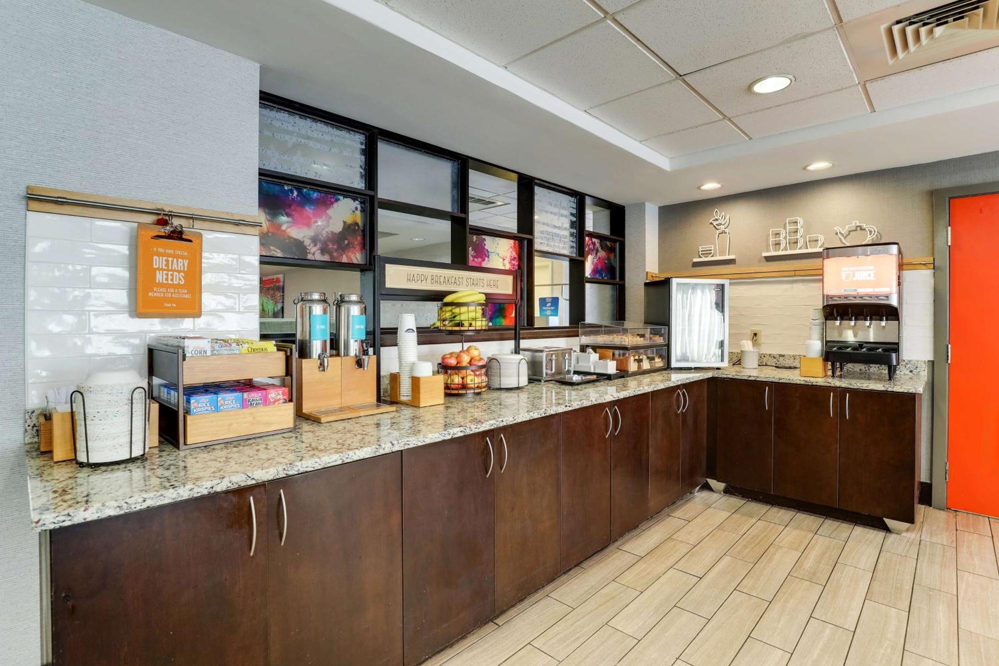 Hampton Inn Cumming Buitenkant foto