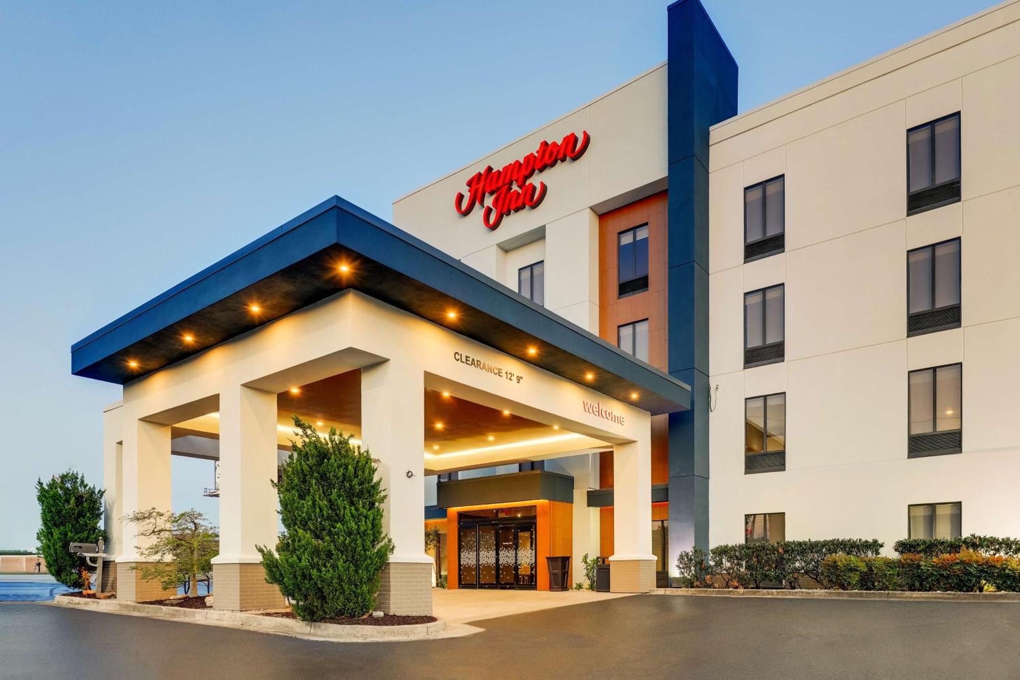 Hampton Inn Cumming Buitenkant foto