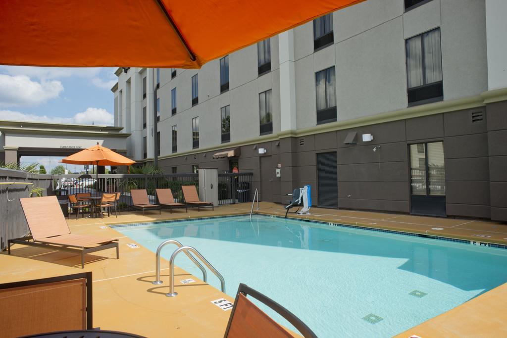 Hampton Inn Cumming Buitenkant foto